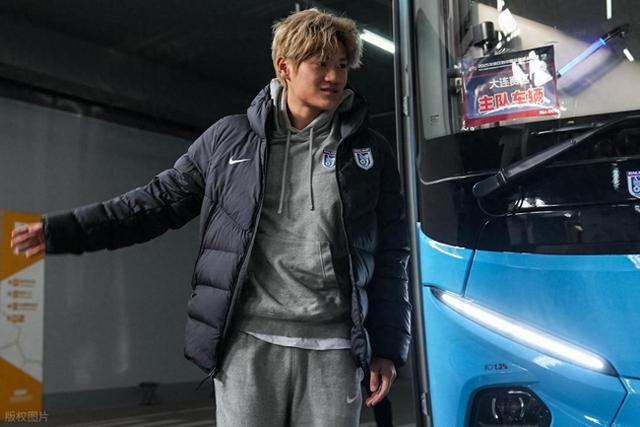 开云平台-大连球迷要笑醒了？有望再从上港撬走王牌新星，单赛季5球2助攻|刘祝润|大连英博|英博|深圳青年人|上海海港_新浪体育_新浪新闻